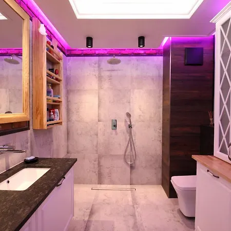 Wynajme Lux Dla Dwoch Osob 15 Min Od Metro Mlociny! Homestay